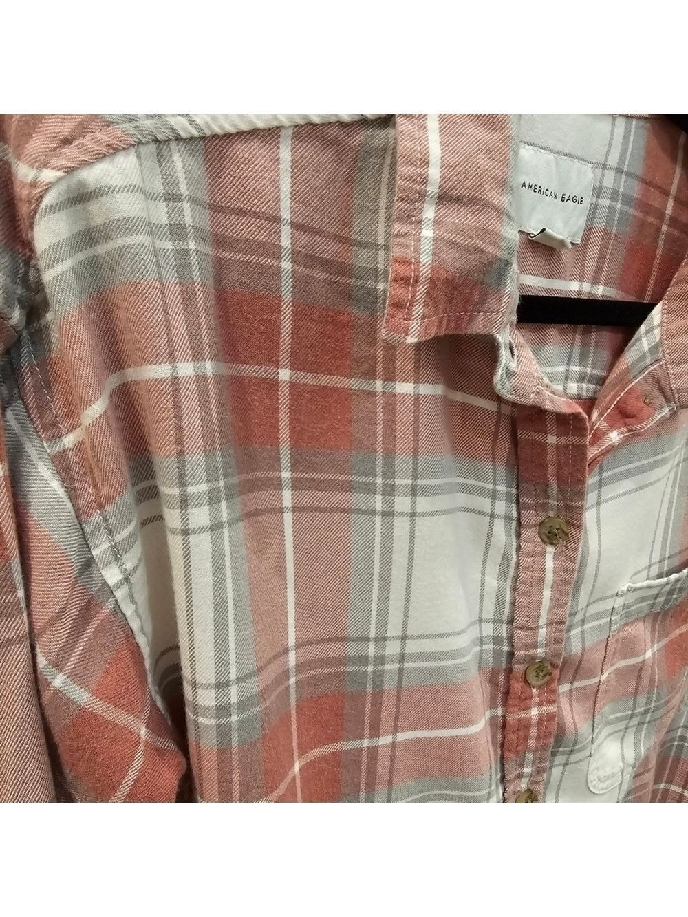 American Eagle Plaid Cropped Button Up Shirt Muted Red Gray Size Medium - Picture 10 of 14